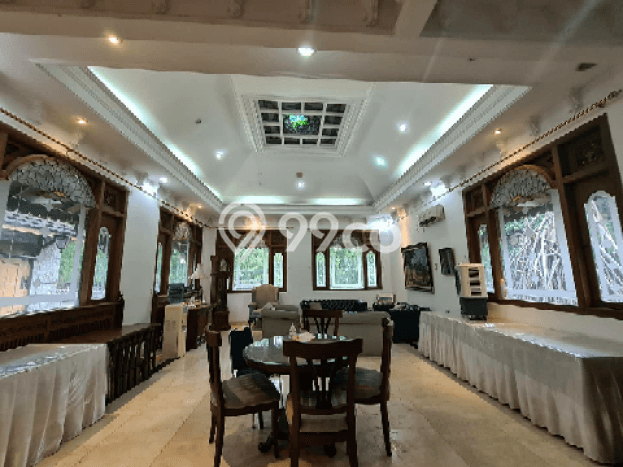 Rumah Mewah Siap Huni LT 7156m2 di Cilandak, Jakarta Selatan Rumah Mewah Siap Huni LT 7156m2 di Cilandak, Jakarta Selatan