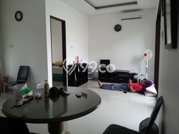 For Sale Rumah 4 Kamar Lokasi Strategis Nyaman dan Strategis di Ciputat For Sale Rumah 4 Kamar Lokasi Strategis Nyaman dan Strategis di Ciputat