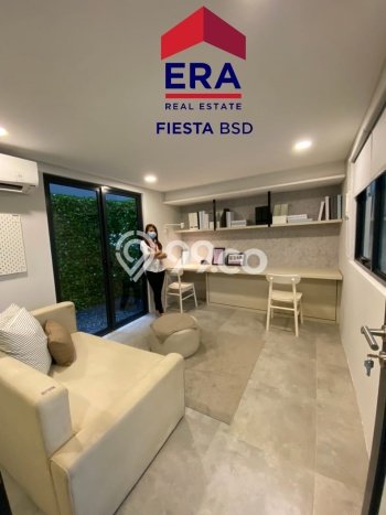 For Sale Hunian Rumah Terawat 3 Kamar di BSD City, Tangerang For Sale Hunian Rumah Terawat 3 Kamar di BSD City, Tangerang
