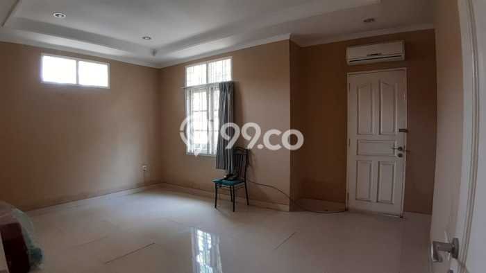 Hunian Eksklusif Siap Huni LT 183m2 di Cengkareng, Jakarta Barat Hunian Eksklusif Siap Huni LT 183m2 di Cengkareng, Jakarta Barat