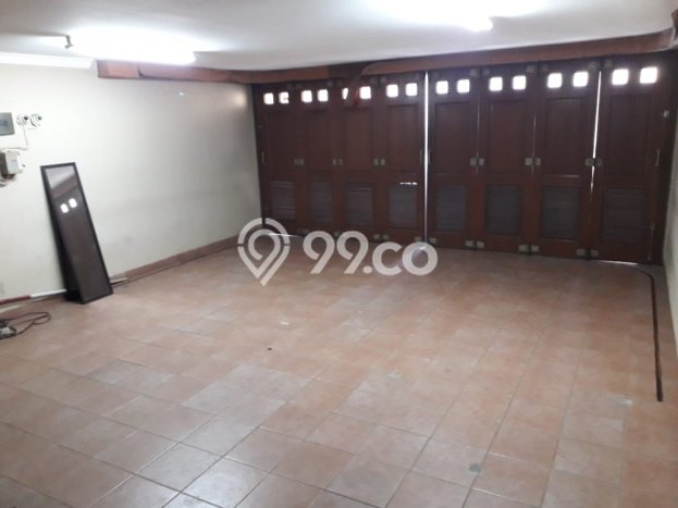 Rumah Elit LB 400m2 Siap Huni Desain Elegan di Permata Buana, Jakarta Barat Rumah Elit LB 400m2 Siap Huni Desain Elegan di Permata Buana, Jakarta Barat