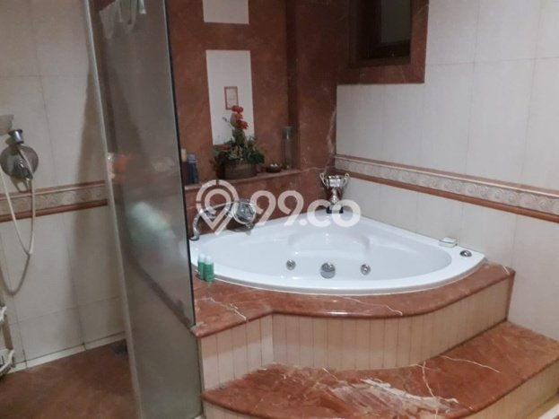 Rumah Elit LB 400m2 Siap Huni Desain Elegan di Permata Buana, Jakarta Barat Rumah Elit LB 400m2 Siap Huni Desain Elegan di Permata Buana, Jakarta Barat