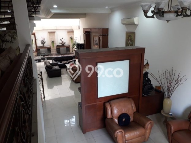 Rumah Elit LB 400m2 Siap Huni Desain Elegan di Permata Buana, Jakarta Barat Rumah Elit LB 400m2 Siap Huni Desain Elegan di Permata Buana, Jakarta Barat