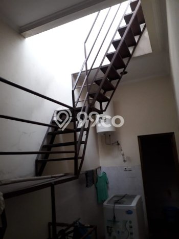 Rumah Elit LB 400m2 Siap Huni Desain Elegan di Permata Buana, Jakarta Barat Rumah Elit LB 400m2 Siap Huni Desain Elegan di Permata Buana, Jakarta Barat