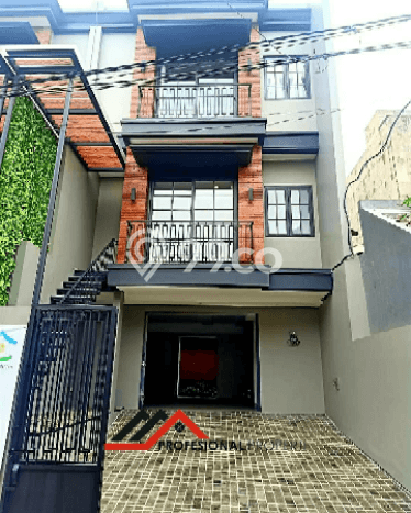 Hunian Mewah Siap Huni LT 220m2 di Cilandak, Jakarta Selatan Hunian Mewah Siap Huni LT 220m2 di Cilandak, Jakarta Selatan