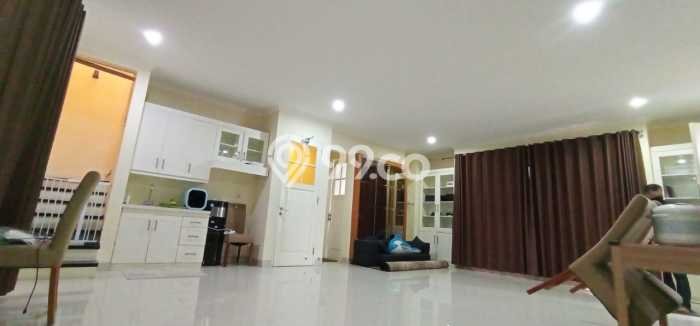 Rumah Elit Modern Siap Huni di Pejaten Jakarta Selatan Rumah Elit Modern Siap Huni di Pejaten Jakarta Selatan