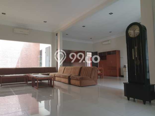 Rumah Eksklusif Dijual LT 363m2 di Kebayoran Baru, Jakarta Selatan Rumah Eksklusif Dijual LT 363m2 di Kebayoran Baru, Jakarta Selatan