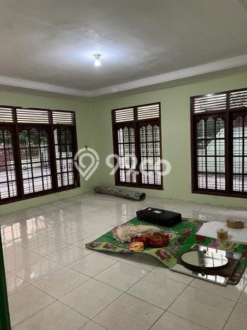 Dijual Cepat Rumah Bagus Siap Huni LB 349m2 di Payung Sekaki, Pekanbaru Dijual Cepat Rumah Bagus Siap Huni LB 349m2 di Payung Sekaki, Pekanbaru