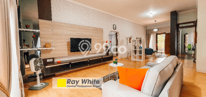 Rumah Elit LB 200m2 Siap Pakai Desain Elegan di Cilendek, Bogor Rumah Elit LB 200m2 Siap Pakai Desain Elegan di Cilendek, Bogor