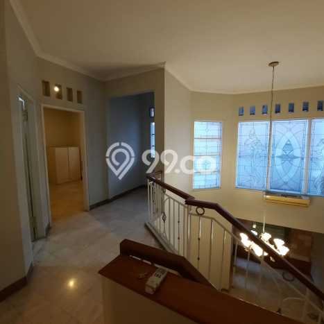 Rumah Elit Modern Siap Huni di Lippo Karawaci Tangerang Rumah Elit Modern Siap Huni di Lippo Karawaci Tangerang