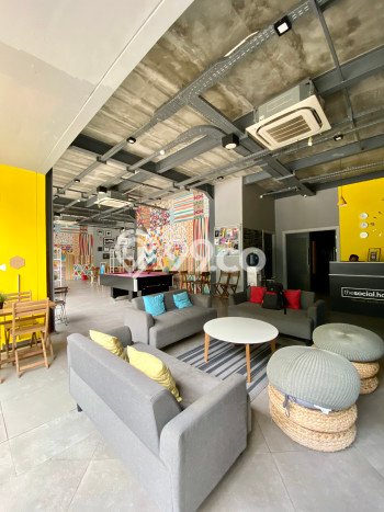 Rumah Elit LB 1300m2 Siap Huni Desain Elegan di Kemang, Jakarta Selatan Rumah Elit LB 1300m2 Siap Huni Desain Elegan di Kemang, Jakarta Selatan