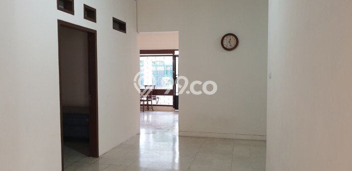Rumah Elit LB 500m2 Siap Pakai Desain Elegan di Pulo Asem, Jakarta Timur Rumah Elit LB 500m2 Siap Pakai Desain Elegan di Pulo Asem, Jakarta Timur