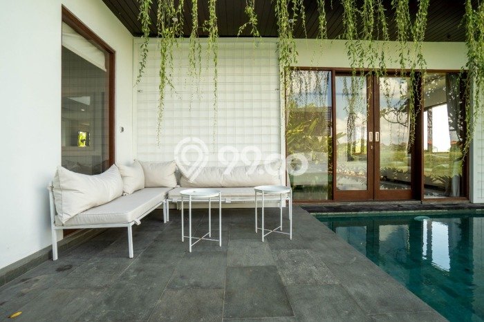 Ready to Use! Luxury House LT 364m2 Desain Elegan di Cemagi Ready to Use! Luxury House LT 364m2 Desain Elegan di Cemagi