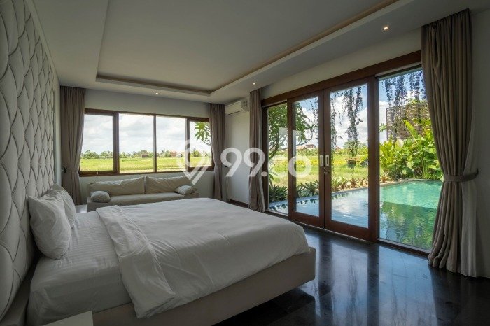 Ready to Use! Luxury House LT 364m2 Desain Elegan di Cemagi Ready to Use! Luxury House LT 364m2 Desain Elegan di Cemagi