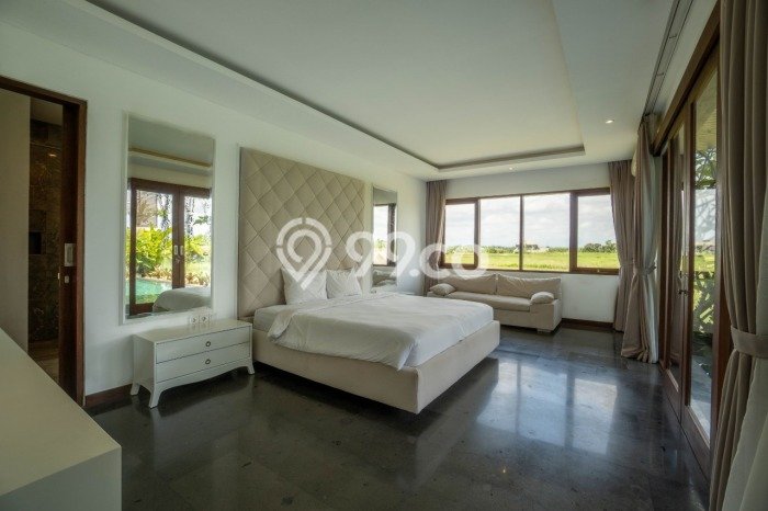 Ready to Use! Luxury House LT 364m2 Desain Elegan di Cemagi Ready to Use! Luxury House LT 364m2 Desain Elegan di Cemagi
