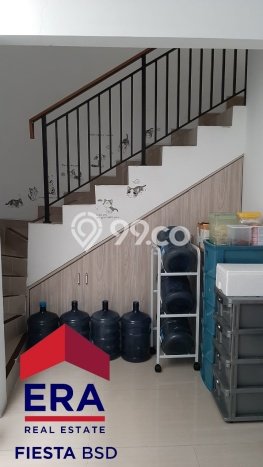 Rumah Strategis Minimalis Lb 100m2 di Serpong, Tangerang Selatan Rumah Strategis Minimalis Lb 100m2 di Serpong, Tangerang Selatan
