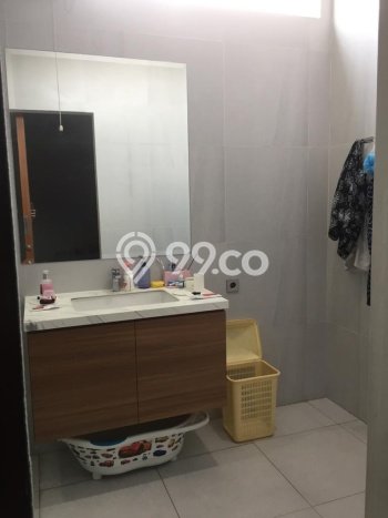 Hunian Eksklusif Dijual LT 314m2 di Kembangan, Jakarta Barat Hunian Eksklusif Dijual LT 314m2 di Kembangan, Jakarta Barat