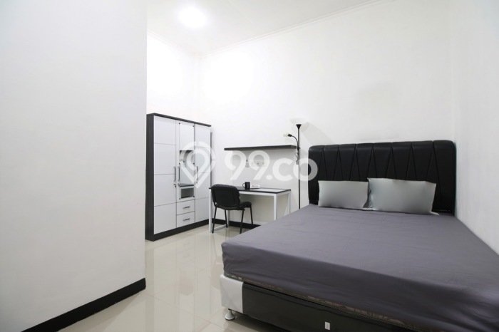 Rumah Menguntungkan di Rajabasa, Dekat Kawasan Komersial, Bandar Lampung - 106 Kamar Tidur Rumah Menguntungkan di Rajabasa, Dekat Kawasan Komersial, Bandar Lampung - 106 Kamar Tidur