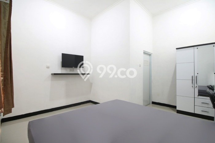 Rumah Menguntungkan di Rajabasa, Dekat Kawasan Komersial, Bandar Lampung - 106 Kamar Tidur Rumah Menguntungkan di Rajabasa, Dekat Kawasan Komersial, Bandar Lampung - 106 Kamar Tidur