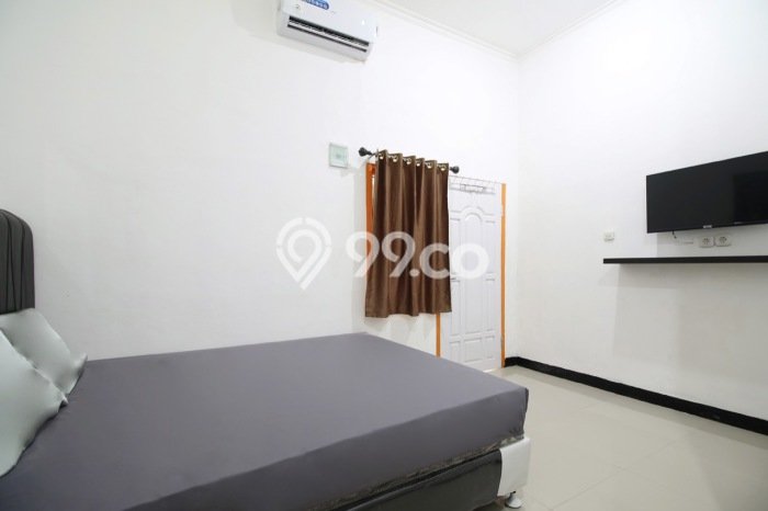 Rumah Menguntungkan di Rajabasa, Dekat Kawasan Komersial, Bandar Lampung - 106 Kamar Tidur Rumah Menguntungkan di Rajabasa, Dekat Kawasan Komersial, Bandar Lampung - 106 Kamar Tidur