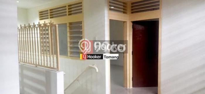 HARGA TERBAIK! Rumah area Tomang, 4 KT, Lingkungan Asri, Luas 90m² Bangunan 150m² HARGA TERBAIK! Rumah area Tomang, 4 KT, Lingkungan Asri, Luas 90m² Bangunan 150m²