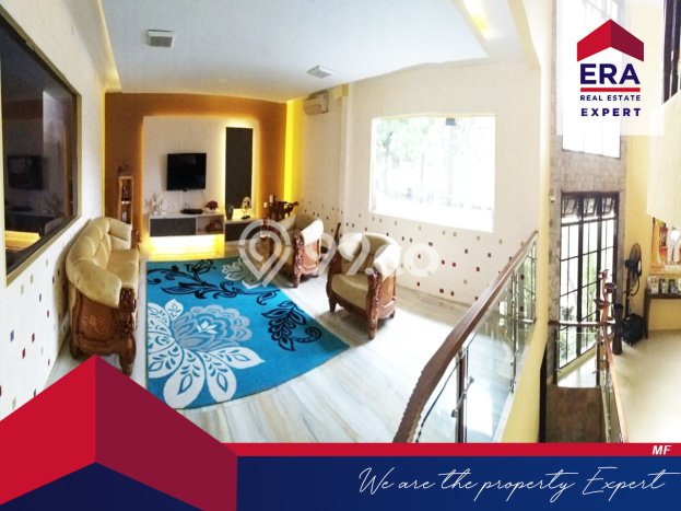 Rumah 19 KT 19 KM Luas Tanah 640m², LB 500m² di Lebak Bulus, Jakarta Selatan Rumah 19 KT 19 KM Luas Tanah 640m², LB 500m² di Lebak Bulus, Jakarta Selatan