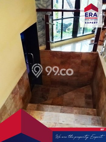 Rumah 19 KT 19 KM Luas Tanah 640m², LB 500m² di Lebak Bulus, Jakarta Selatan Rumah 19 KT 19 KM Luas Tanah 640m², LB 500m² di Lebak Bulus, Jakarta Selatan