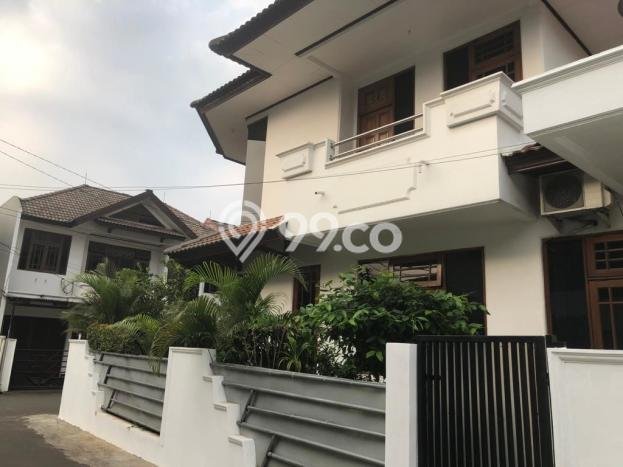 Rumah Area Nyaman kawasan Pasar Minggu, Jakarta Selatan, Luas 195m² LB 205m² Rumah Area Nyaman kawasan Pasar Minggu, Jakarta Selatan, Luas 195m² LB 205m²