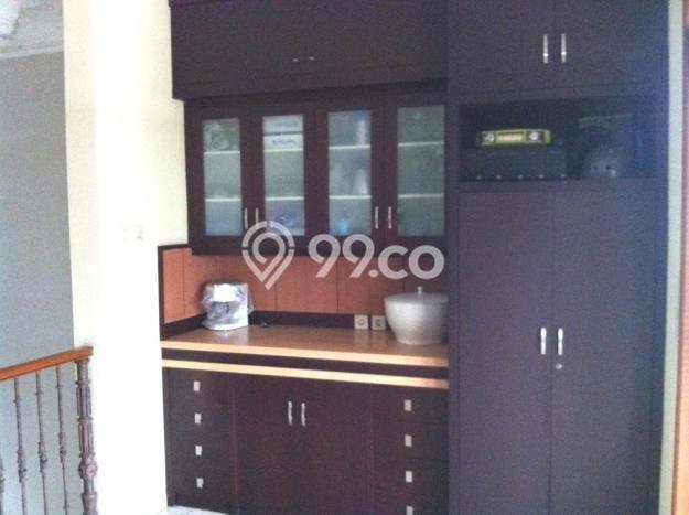 Rumah Mewah LB 550m2 Siap Huni Desain Elegan di Cipete, Jakarta Selatan Rumah Mewah LB 550m2 Siap Huni Desain Elegan di Cipete, Jakarta Selatan