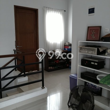 Rumah Strategis Minimalis Lb 140m2 di Ciputat Timur, Tangerang Selatan Rumah Strategis Minimalis Lb 140m2 di Ciputat Timur, Tangerang Selatan