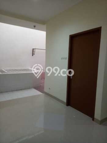 Jual Cepat Rumah Terawat di Kawasan Duri Kosambi, Jakarta Barat Jual Cepat Rumah Terawat di Kawasan Duri Kosambi, Jakarta Barat