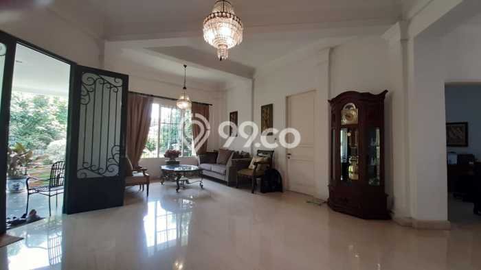Rumah Mewah LB 700m2 Siap Pakai Desain Elegan di Pangkalan Jati, Depok Rumah Mewah LB 700m2 Siap Pakai Desain Elegan di Pangkalan Jati, Depok