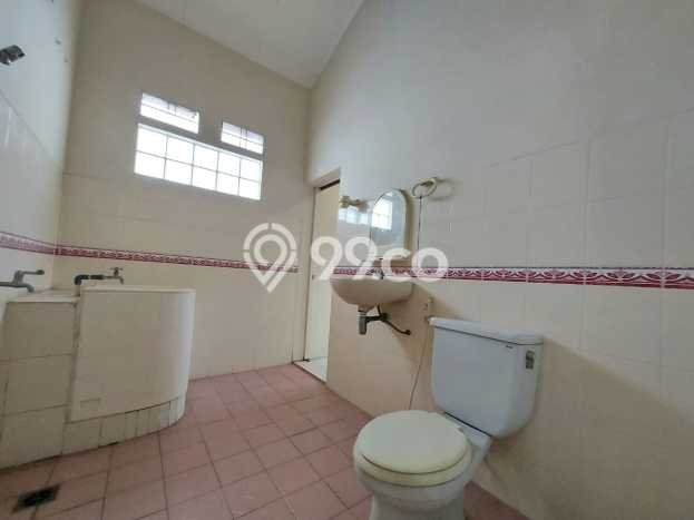 For Sale! Premium House LT 302m2 Desain Elegan di Bintaro For Sale! Premium House LT 302m2 Desain Elegan di Bintaro