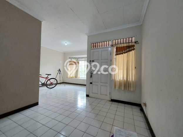 For Sale! Premium House LT 302m2 Desain Elegan di Bintaro For Sale! Premium House LT 302m2 Desain Elegan di Bintaro