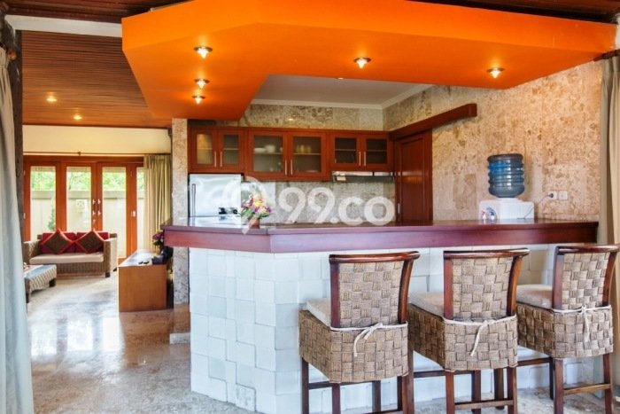 Rumah Mewah LB 350m2 Siap Huni Desain Elegan di Ungasan, Badung Rumah Mewah LB 350m2 Siap Huni Desain Elegan di Ungasan, Badung