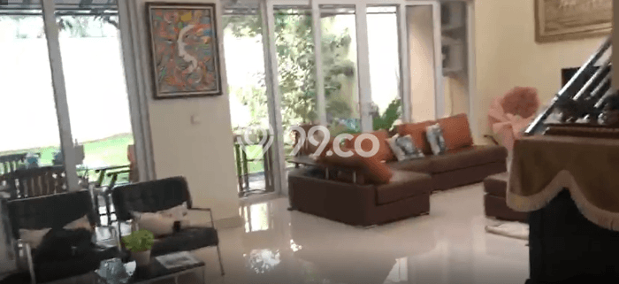 Rumah Elit Modern Tanpa Renovasi di Alam Sutera Tangerang Rumah Elit Modern Tanpa Renovasi di Alam Sutera Tangerang