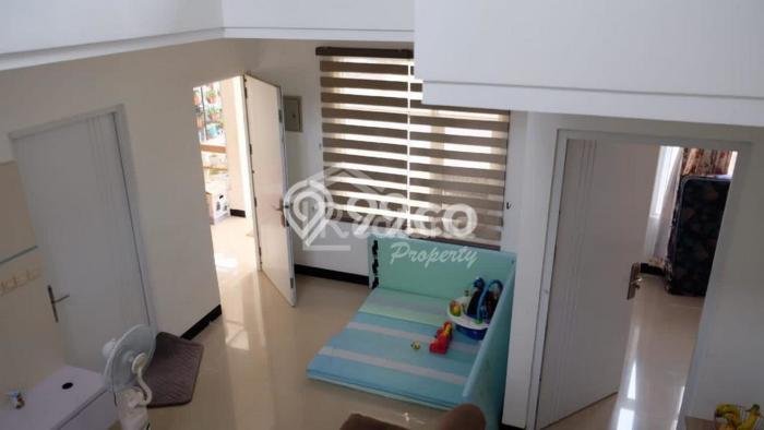 For Sale Rumah 5 Kamar Lokasi Ideal Nyaman dan Strategis di Semarang Barat For Sale Rumah 5 Kamar Lokasi Ideal Nyaman dan Strategis di Semarang Barat