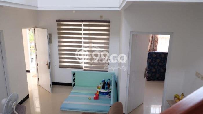 For Sale Rumah 5 Kamar Lokasi Ideal Nyaman dan Strategis di Semarang Barat For Sale Rumah 5 Kamar Lokasi Ideal Nyaman dan Strategis di Semarang Barat