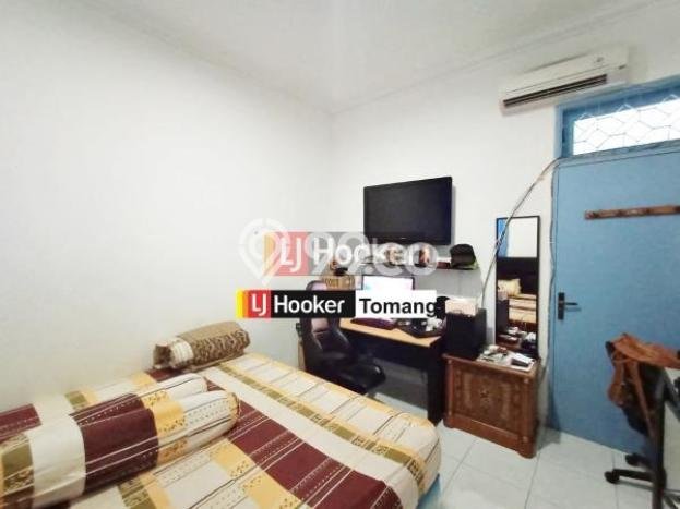 Rumah Mewah LB 300m2 Siap Pakai Desain Elegan di Tomang, Jakarta Barat Rumah Mewah LB 300m2 Siap Pakai Desain Elegan di Tomang, Jakarta Barat