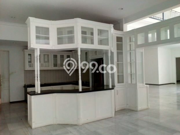 Siap Huni Hunian Elit 6 Kamar di Cilandak Dekat ke Mana Saja Siap Huni Hunian Elit 6 Kamar di Cilandak Dekat ke Mana Saja