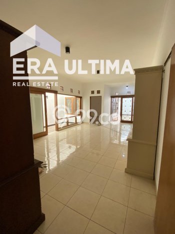 Rumah Tenang area Batununggal, 2 KM, Luas 200m² Bangunan 150m² Rumah Tenang area Batununggal, 2 KM, Luas 200m² Bangunan 150m²