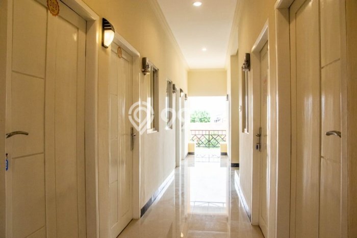 Hunian Mewah Siap Huni LT 120m2 di Karawaci, Tangerang Hunian Mewah Siap Huni LT 120m2 di Karawaci, Tangerang