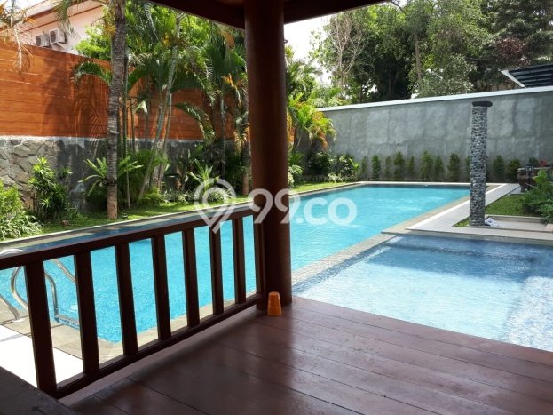Dijual Rumah Mewah Megah Dengan View Eksklusif di Kemang, Jakarta Selatan Dijual Rumah Mewah Megah Dengan View Eksklusif di Kemang, Jakarta Selatan