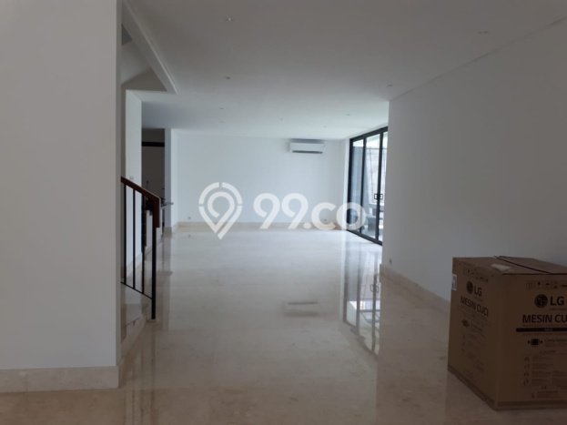 Dijual Rumah Mewah Megah Dengan View Eksklusif di Kemang, Jakarta Selatan Dijual Rumah Mewah Megah Dengan View Eksklusif di Kemang, Jakarta Selatan