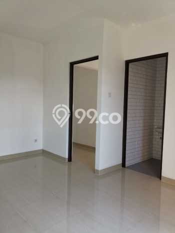 BEST CHOICE! Rumah area Cakung, LT 180m² LB 300m² BEST CHOICE! Rumah area Cakung, LT 180m² LB 300m²