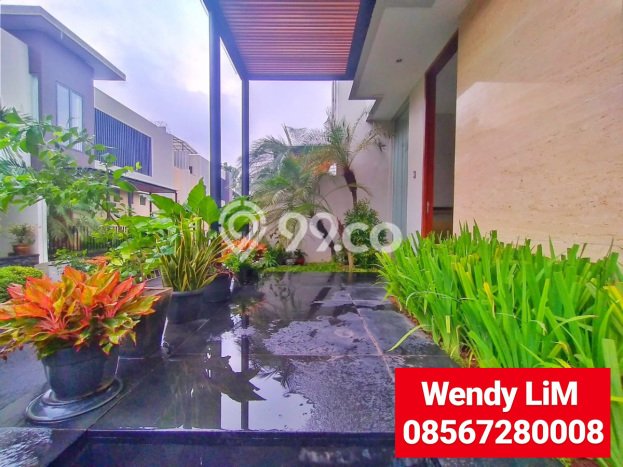 For Sale! Luxury House LT 190m2 Desain Elegan di Cipete For Sale! Luxury House LT 190m2 Desain Elegan di Cipete