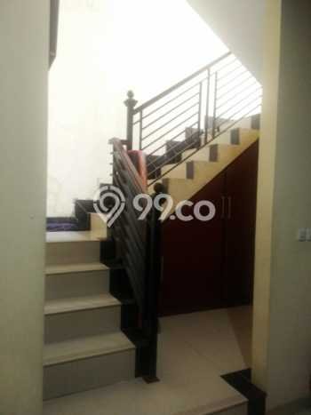 For Sale Rumah 5 Kamar Lokasi Ideal Nyaman dan Strategis di Jagakarsa For Sale Rumah 5 Kamar Lokasi Ideal Nyaman dan Strategis di Jagakarsa