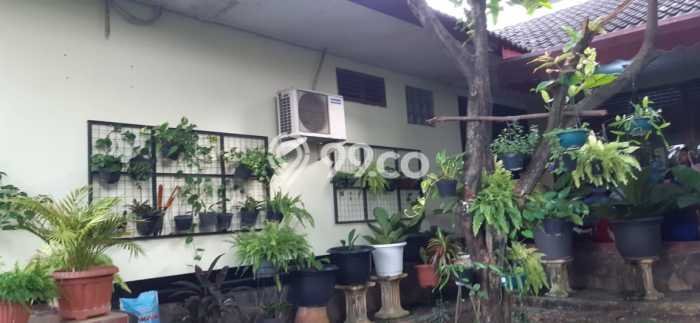For Sale Rumah Mewah Exclusive di Pamulang, Tangerang Selatan For Sale Rumah Mewah Exclusive di Pamulang, Tangerang Selatan