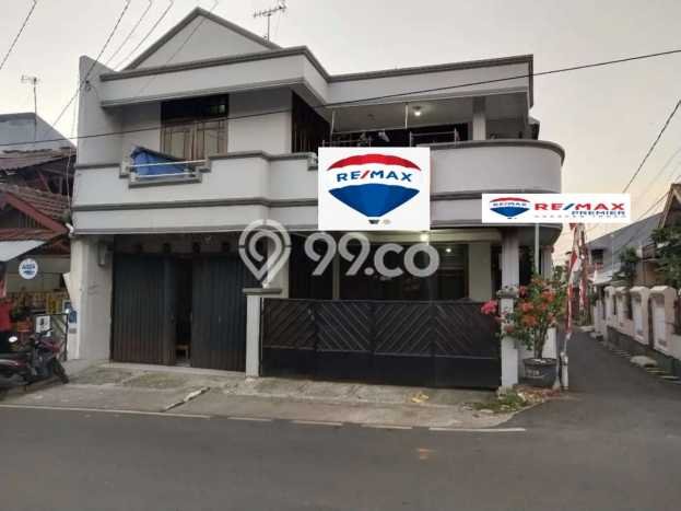 Ready to Use! Premium House LT 160m2 Desain Elegan di Pondok Kelapa Ready to Use! Premium House LT 160m2 Desain Elegan di Pondok Kelapa
