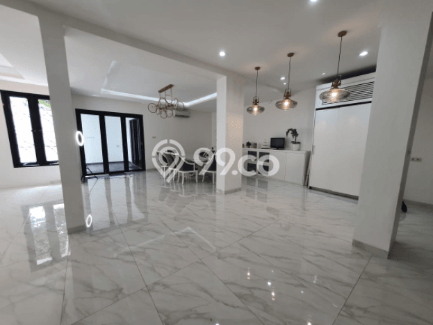 Rumah Elit Modern Siap Huni di Lebak Bulus Jakarta Selatan Rumah Elit Modern Siap Huni di Lebak Bulus Jakarta Selatan